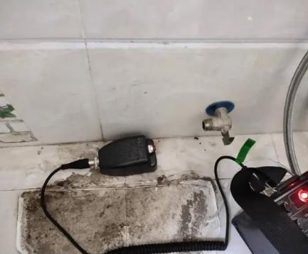 隆尧屋顶漏水维修公司分享下卫生间漏水的危害及解决方法